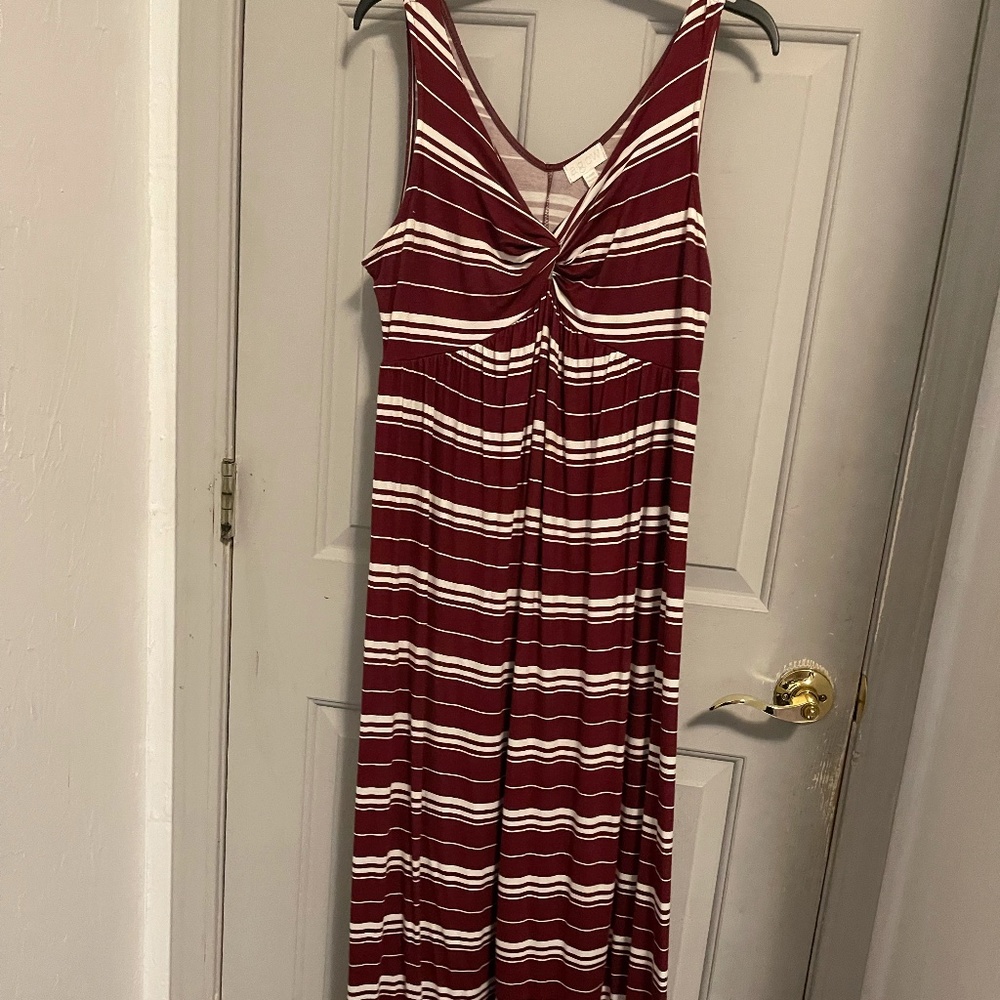 maroon maternity maxi dress